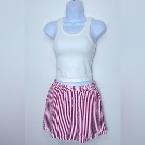 Sincerely Jules White Top‎ with Red Striped Accessory